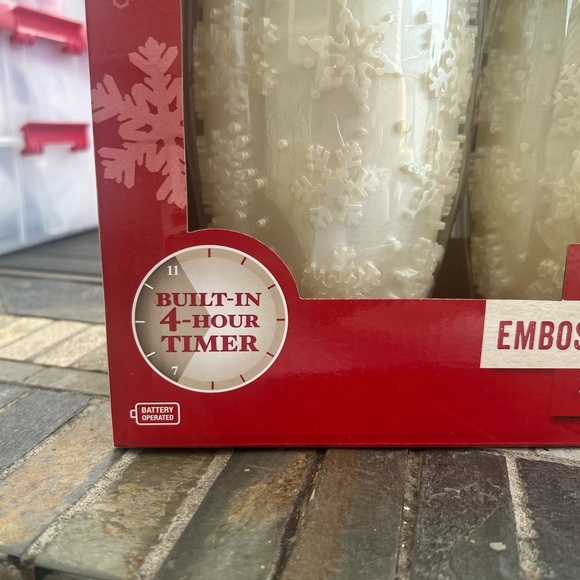 NWT-❄️❄️Loft Living 3 Piece LED Embossed Candle Set with Timer.❄️❄️ - Picture 2 of 5